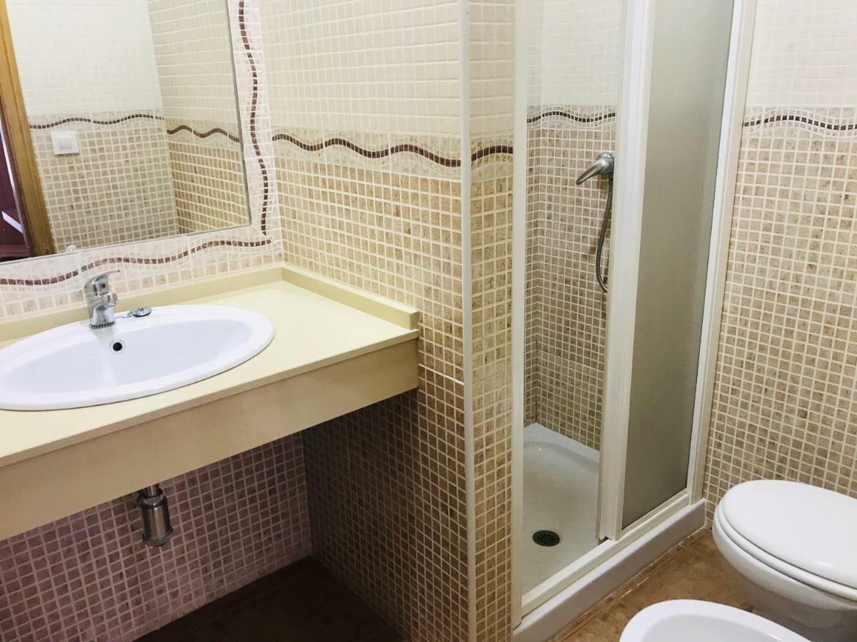 ברבטה Hostal La Tarayuela מראה חיצוני תמונה